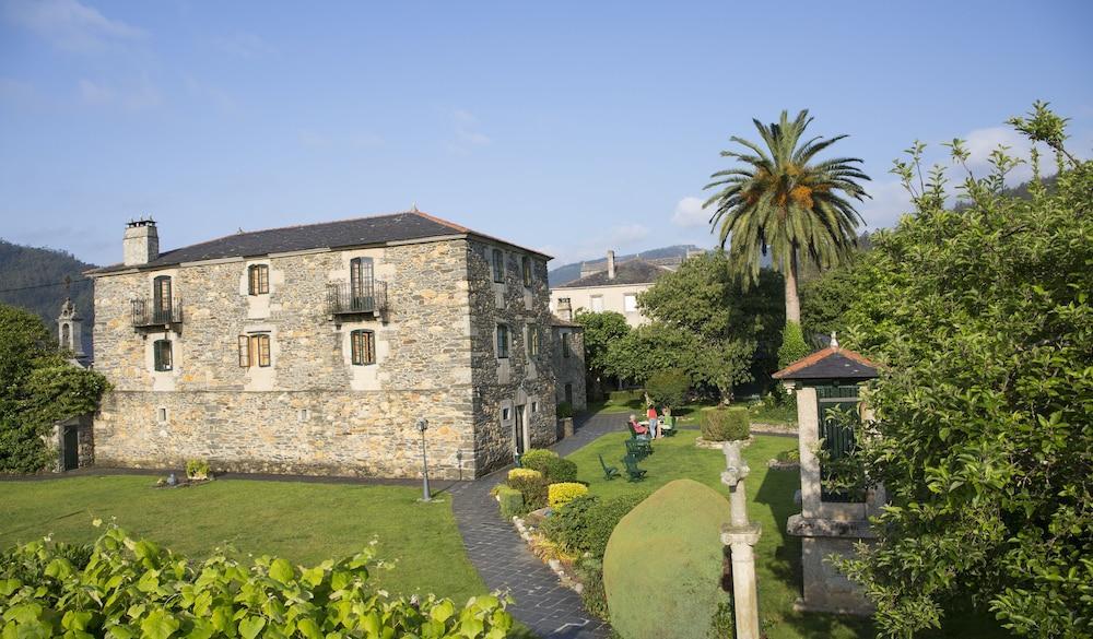 Pazo Da Trave Hotel Viveiro Luaran gambar